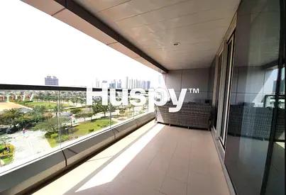 Huge Balcony | Unique Townhouse | Unfurnished