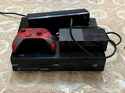 Xbox One console bundle with controller, Kinect and power brick - works