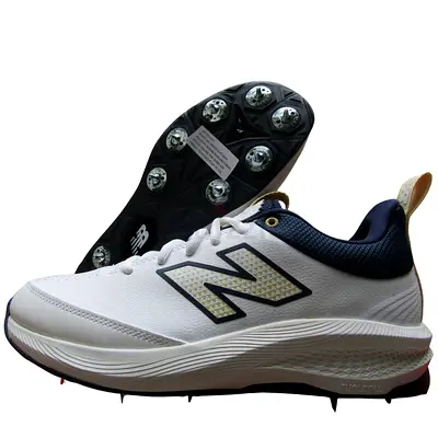 New Balance Cricket Spike Shoes – Brand New | UK 9 |  Never Used | AED 280 (original price AED 500)