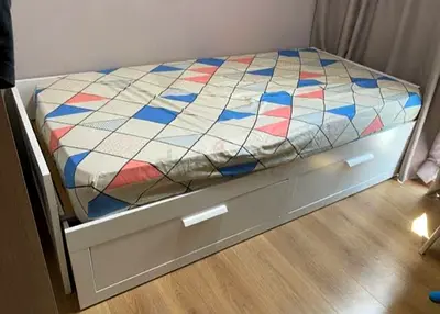 Ikea brimnes daybed frame with underneath storage 2 drawer with mattress,