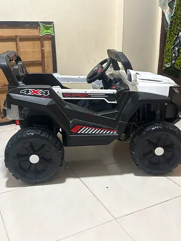 4x4 Electric Ride-On Car for Kids — Good Condition