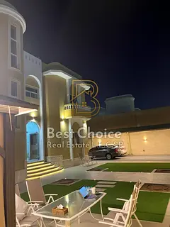 Villa for sale in Al Jazat, Sharjah, for 2 million dirhams, area of ​​7,500 square feet, interna