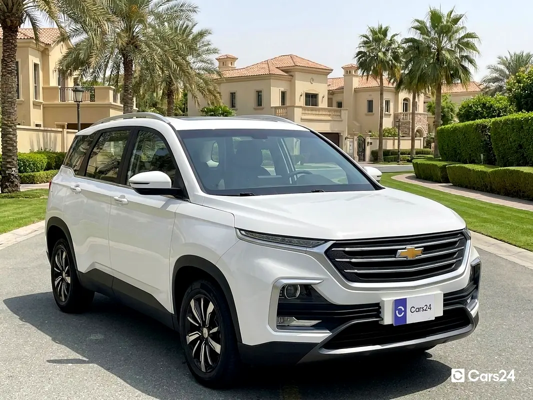Chevrolet Captiva 2022 — photo 1 of 13