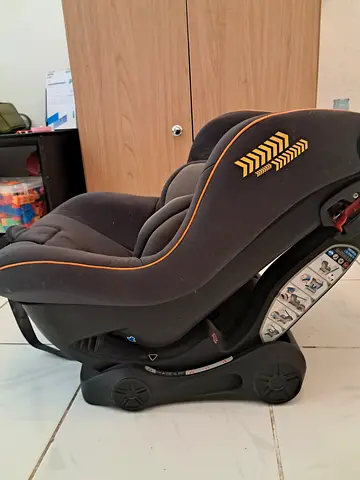 Used infant car seat with base - comfortable padded seat, good condition