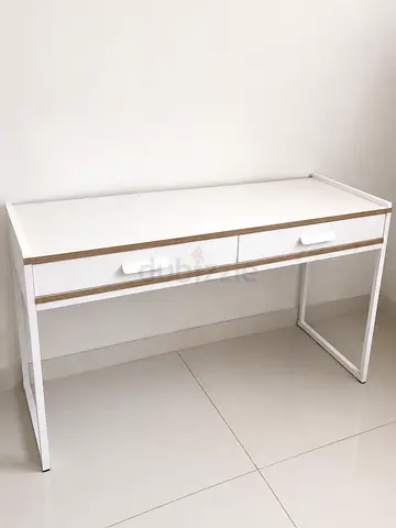 White Modern Writing Desk with Drawers - Good Condition 140 x 50 x 75