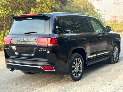 2017 Toyota LAND CRUISER 照片 8