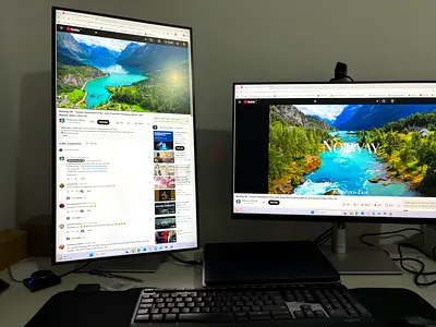 Dell monitor setup with 27 Excellent condition with Box and all accessories