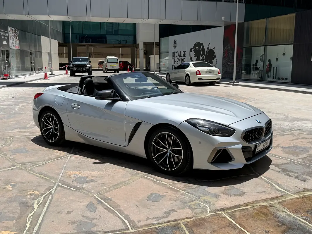BMW Z4 2020 — photo 1 of 9