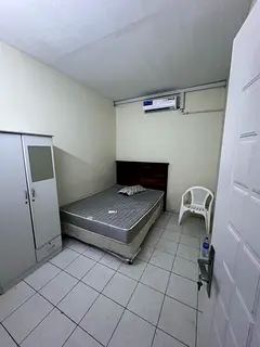 Couple partition
