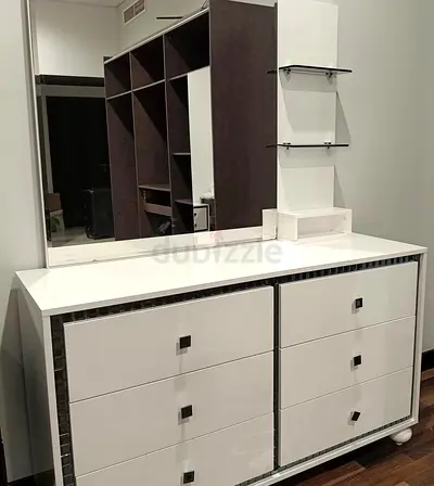 Helen White glossy 6-drawer dresser with mirror and shelving - good condition- home center