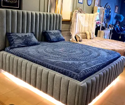 Modern Upholstered King Bed with  - Grey simple fabric