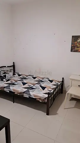 Room is available  for couples  at DIP metro stations