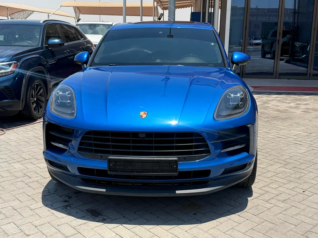 Porsche Macan 2020 — photo 1 of 9