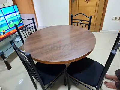 Round Wooden Dining Table with 4 Metal Frame Chairs - Good Condition