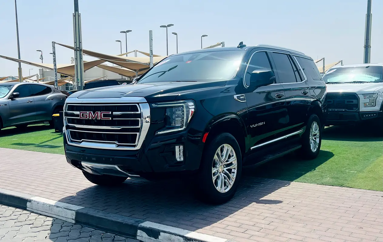 GMC Yukon 2020 — photo 1 of 17