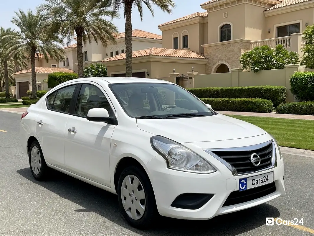 Nissan Sunny 2023 — photo 1 of 13