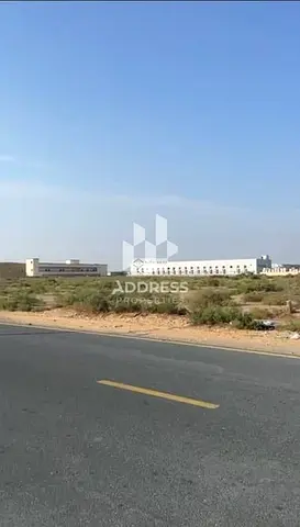 أرض استثمارية في الصجعة بسعر 220 درهم للقدم