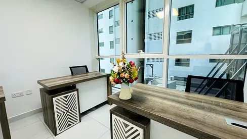 Amazing Office | Bank Account Assistance | Free Utilities
