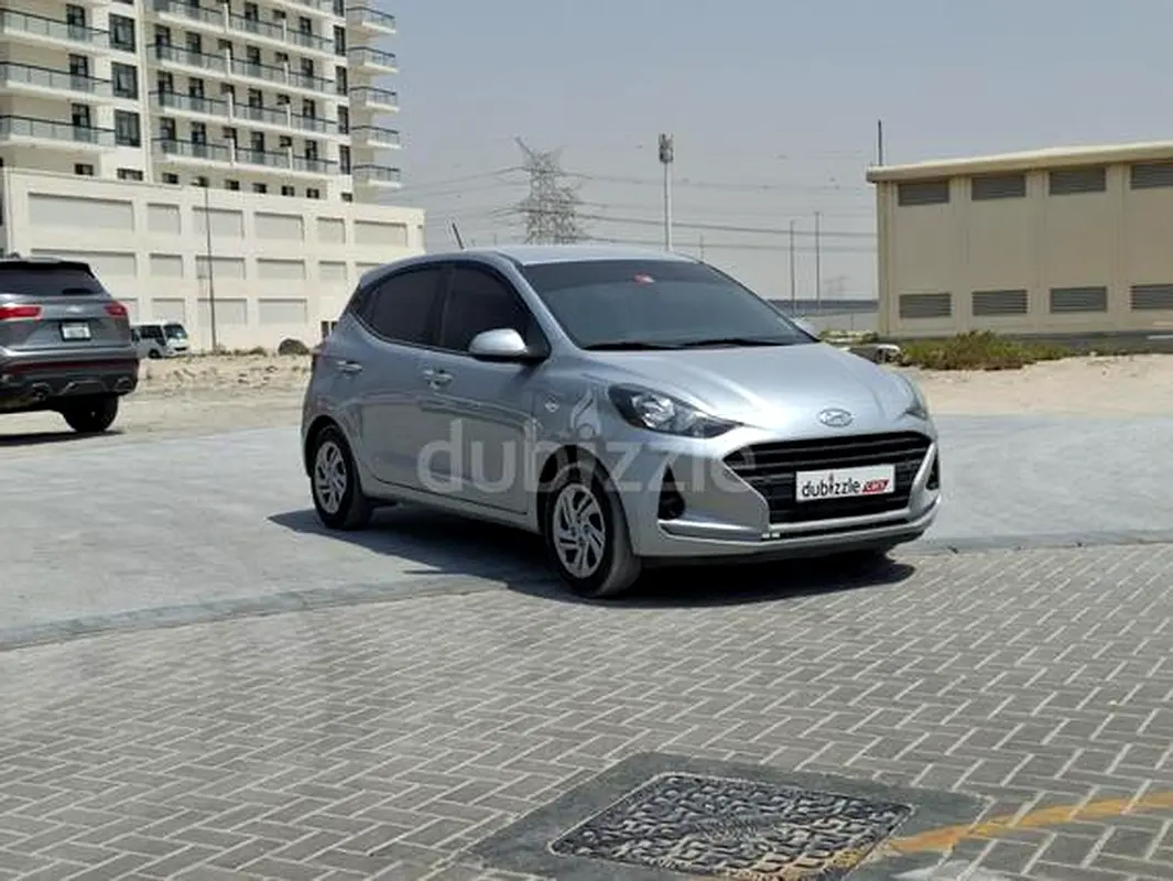 Hyundai Grand i10 2023 — photo 1 of 14