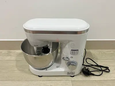 Black+Decker Stand Mixer with Stainless Steel Bowl - Good Condition