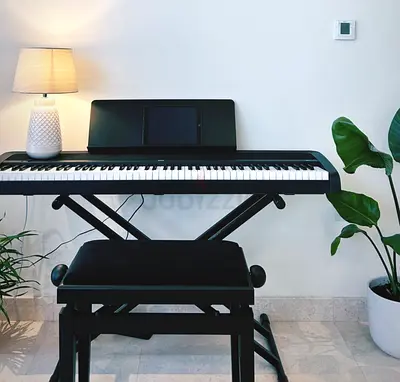 Almost new Korg - B2 Digital Piano with 88 Weighted Keys - Black