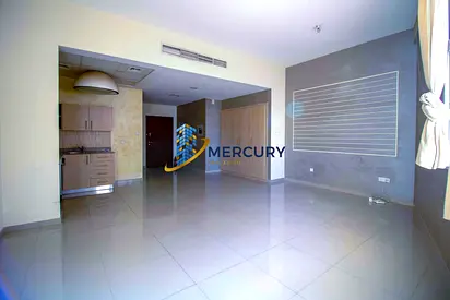 Large Studio - chiller free - Kept well maintained
