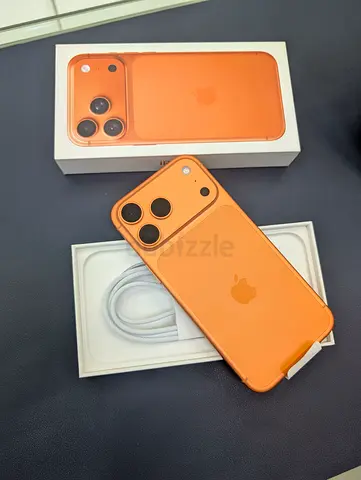 iPhone 17 Pro Max _1TB_ esim LLA _ New no Active( Only Different Box)_ Unlocked