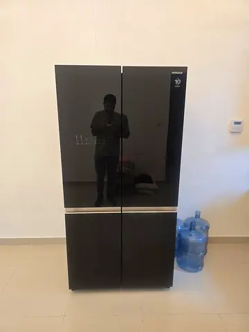 Hitachi 4 door bottom freezer Refrigerator