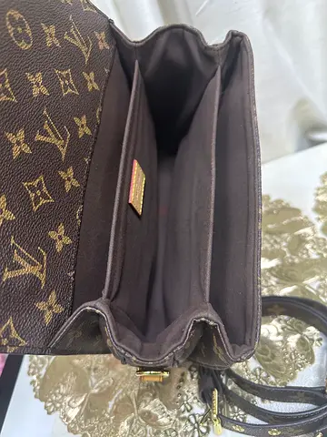 The Authenticity not Guranteed - Pre-loved Louis Vuitton Monogram  Pochette Métis.- Brown