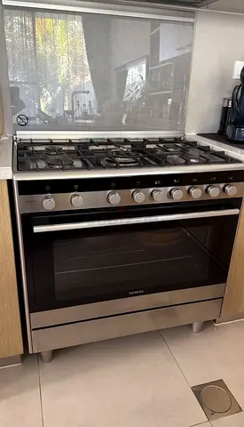 Siemens Gas cooker 90x60cm like brand new Made in Italy