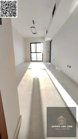 Luxury 2 master bedroom apartment with a spacious hall, large kitchen, 3 bathrooms and an open-view balcony. Full maintenance included throughout the