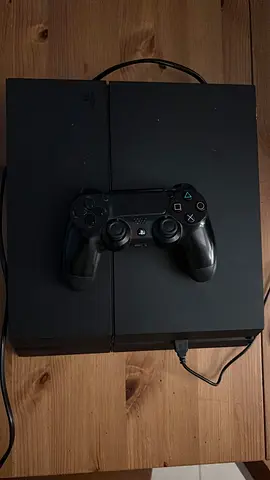 Sony PlayStation 4 console 500 gb with DualShock 4 controller - good working condition