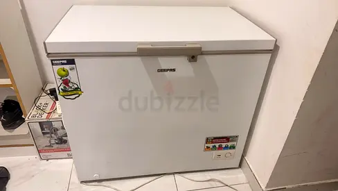 Geepas 350L Chest Freezer | Deep Freezer