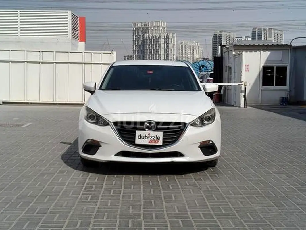 Mazda 3 2016 — photo 1 of 11