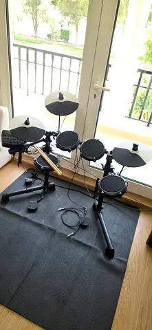 Alesis Debut kit - electronic drum kit