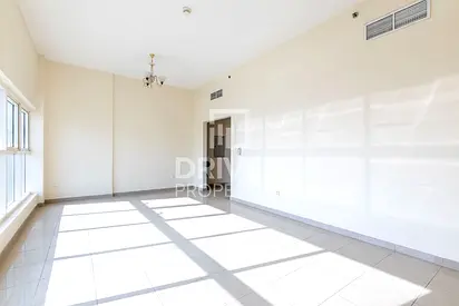 Well Managed | Family Building | Mid Floor