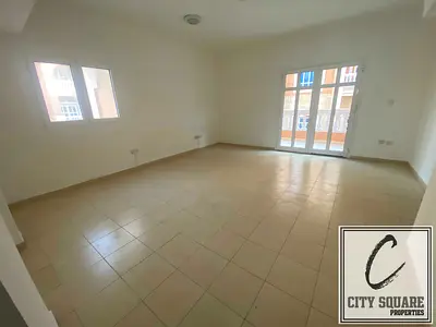 Fully Maintained Triplex corner villa/ready to move in