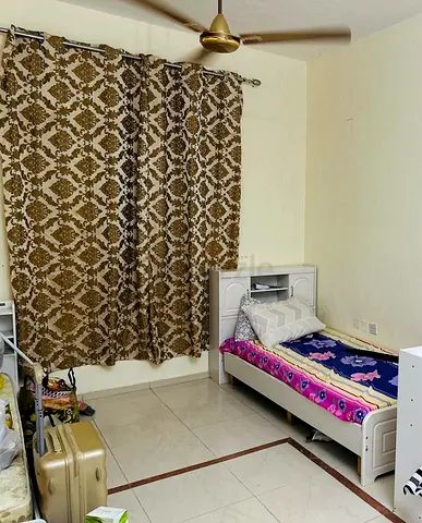 Executive Ladies Bed Space behind CG mall- 550 only