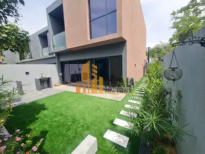 Corner Unit|Luxurious 3BR|Landscaping Done|Maid Room