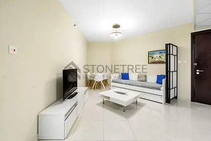 NO SECURITY DEPOSIT | Flexible Cancellation Terms | Near Metro