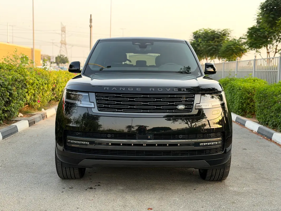 Land Rover Range Rover 2025 — photo 1 of 14