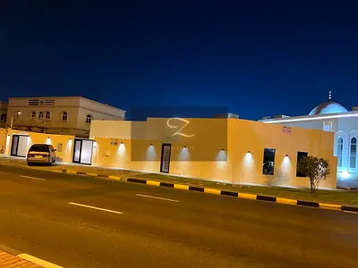 Spacious House for Sale | 6 Master Bedrooms | 8,000 Sq. Ft. | Prime Location Main Road