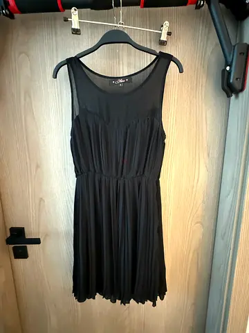 Black dress size 6