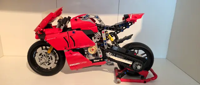 Red Ducati-style Technic Motorcycle Lego Compatible Set - Used