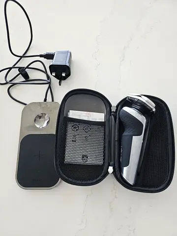 Philips Electric Shaver with Charger and Carry Case - Good Condition