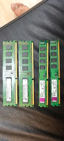 Set of 4 DDR3 PC RAM sticks - 8GB  (2 GB x 4)