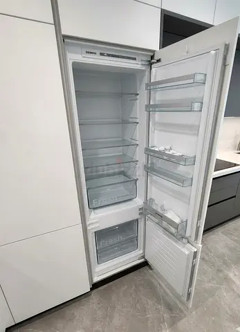 Siemens Built-In Bottom Freezer Refrigerator – Premium German Engineering