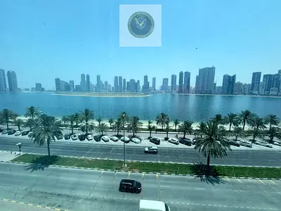 غرفه وصاله الممزر مع باركينج مجاني غرفه غسيل اتنين حمام مساحه واسعه اطلاله بحريه