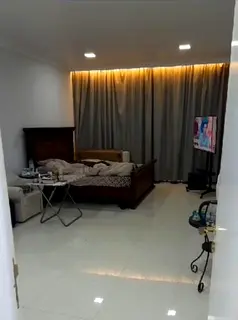 FULL FURNISHED NEAT CLEAN HALL ROOM WITH SUPARATE BATHROOM AVAILABLE