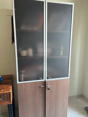 Bookshelf / Display Shelf – Excellent Condition